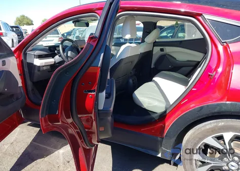 2021 Ford Mustang Mach-E Premium из США, поврежденный, VIN 3FMTK3R75MMA26147